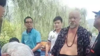 演员李琦刘金山遇车祸 事故导致1死3伤