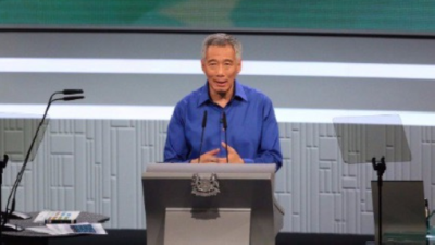 新加坡总理李显龙发表国庆讲话时突发疾病