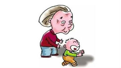 悲喜人生！奶奶带两孙子理发，小孙子走丢了……