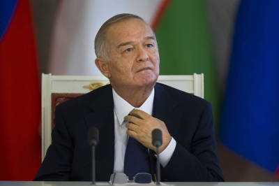 习近平就乌兹别克斯坦总统卡里莫夫病逝致唁电