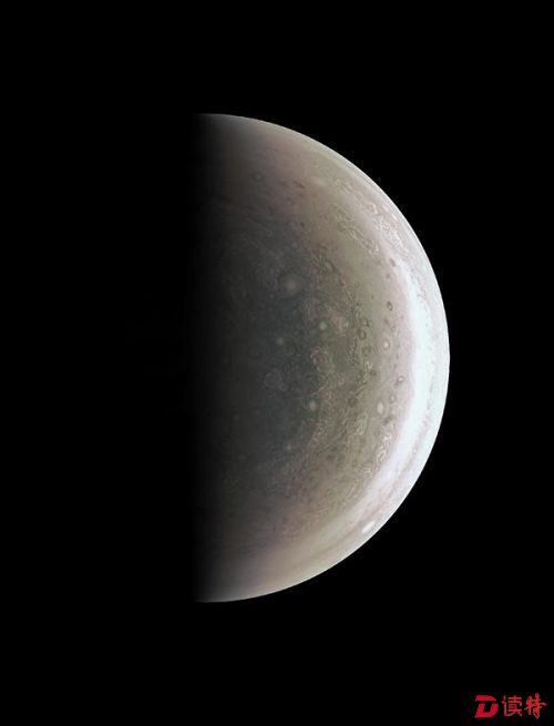 NASA公布迄今最高清木星照片 朱诺号拍摄传回