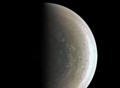NASA公布迄今最高清木星照片 朱诺号拍摄传回