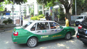 查了491台绿的，16台私调计价器，罚2000！
