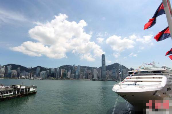 港天文台预测：天气酷热 中秋有狂风骤雨