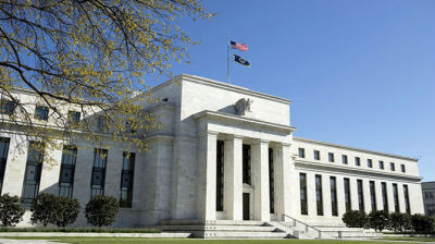 美联储保持利率不变 12月八成要加息