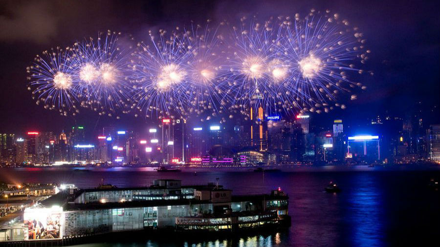 来香港，感受不一样的国庆节日氛围！