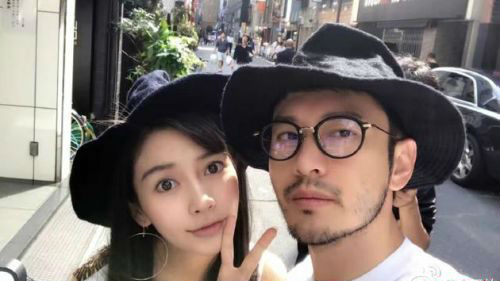 黄晓明承认baby怀孕：三个人、感恩媳妇儿