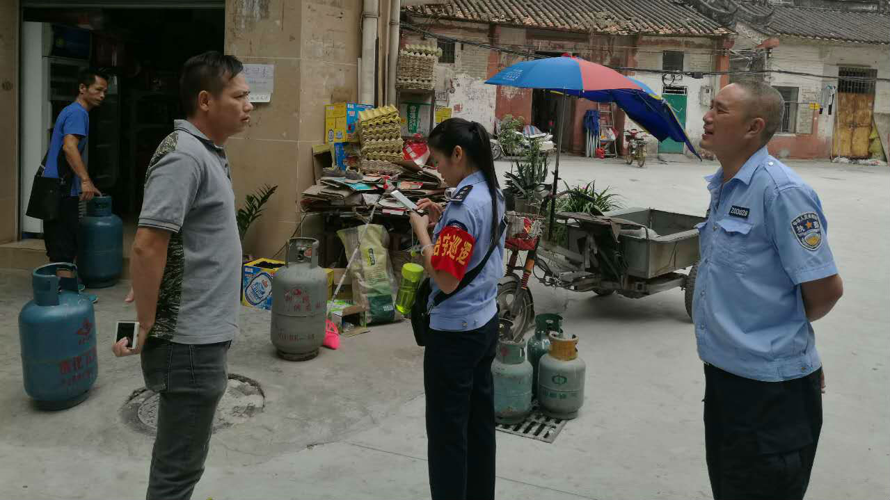 粮油店里竟偷卖“黑煤气”  逃不过网格员“火眼金睛”