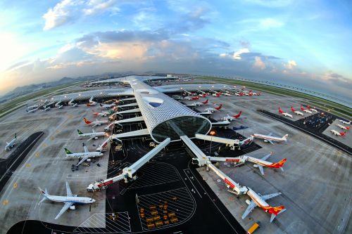 深圳机场通航25年 航线网络通达国内外131个城市