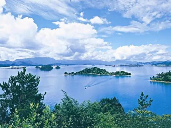 河源山清水秀吸引一大波豪华摩托车蜂拥而至