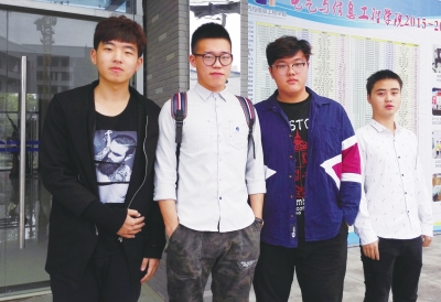 从左到右为：唐威、王泽宇、姜苏华、郭晓敏