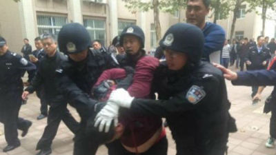 济南郭店中学发生持刀劫持人质案件 嫌犯被抓