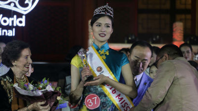 当选世界小姐中国区冠军后 她秒甩了男友