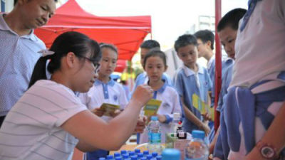 “深圳市学校食品安全宣传月”开讲啦！