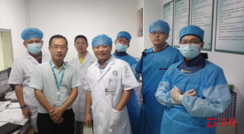 医院医务部领导及脑卒中抢救小组成员合影