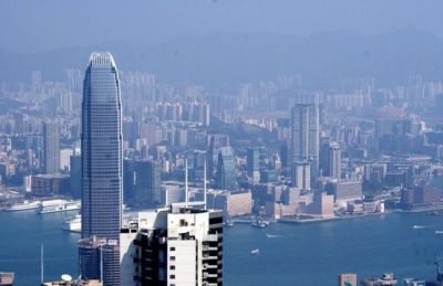 调查：香港富裕人士平均投资额减少14.3%