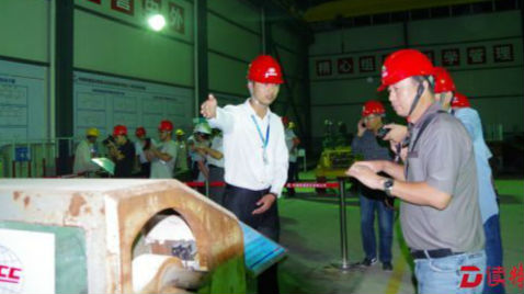 深圳地铁玩起“黑科技” 扫二维码查施工安全