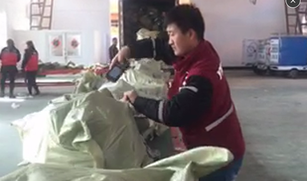 买买买之后，快看看快递公司怎样点货的