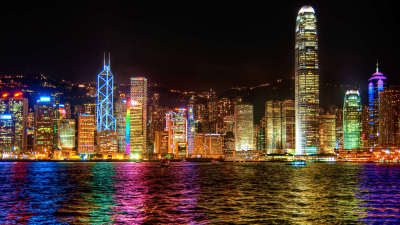 林郑月娥：香港经济与周边接轨 年轻人须扩阔视野