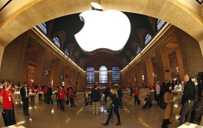 苹果担心美政府调高关税 或将生产线迁回美国