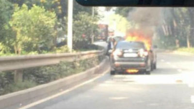 深圳北环三车相撞两车着火 伤亡情况暂不明