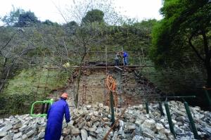 600年前南京明城墙局部坍塌 为全国重点文物