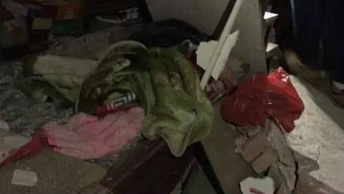广州一民房煤气泄漏爆炸 墙都炸塌了