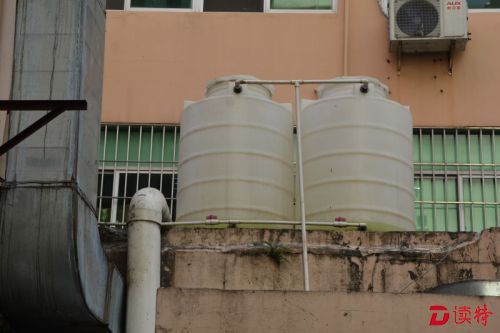 宝安严查“环保油” 两天拘留13家餐馆负责人