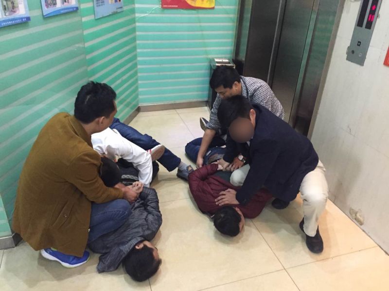6名毒贩被抓  1.4公斤海洛因也全被缴获