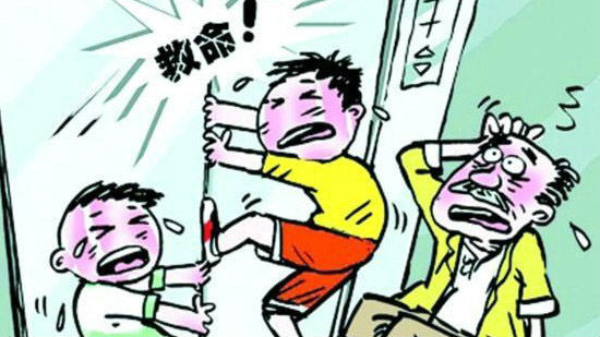 龙华电梯故障致一人坠下身亡