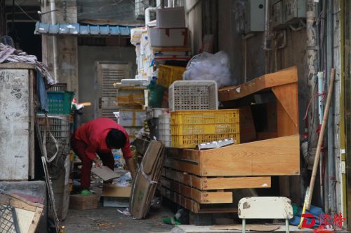 罗湖棚户区到处都是消防“雷区” 隐患重重