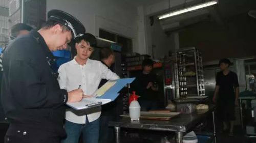 罗湖玉龙发生爆燃事故 棚户区消防隐患再敲警钟