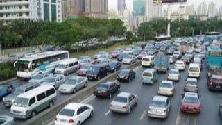 下周一起，深圳主要干道按时段限行小货车