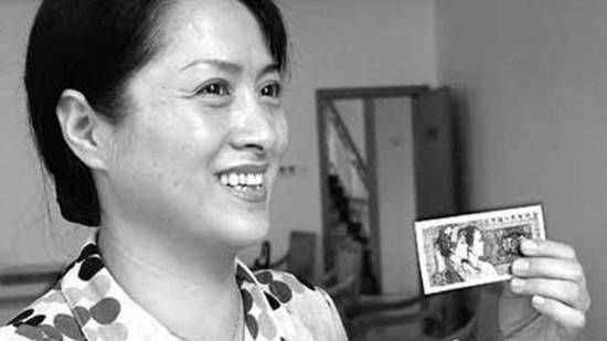 人民币上的这位姑娘，现在已官至厅级