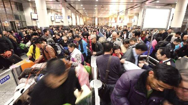 春运首日抢票“不激烈”  热门方向高铁还有余票