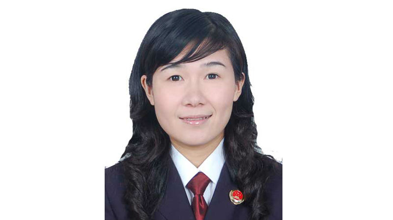 于细微处伸正义——李梓