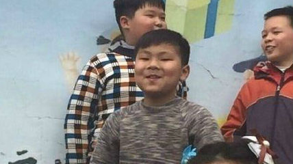 这么多撞脸的？地球要被岳云鹏占领了 