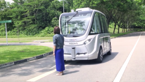 这辆无人驾驶巴士明年将在新加坡上路测试