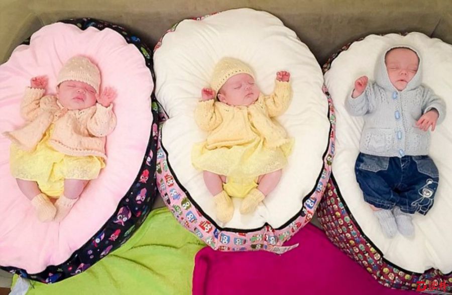 一年抱四娃!女子生长女俩月后怀三胞胎