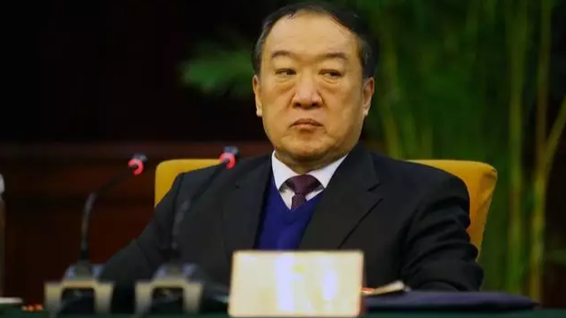 苏荣案一审开庭:收受1.1亿 8千万财产来源不明