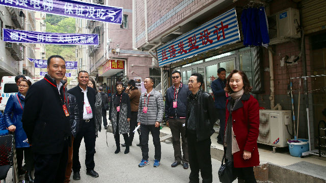 东湖街道联组人大代表视察布心片区棚改工作
