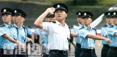 香港警队月薪8万招人啦！揭秘当上阿Sir的几个步骤
