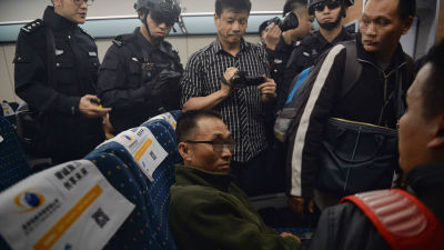 番禺21年前1500万劫案1号目标被押回广州