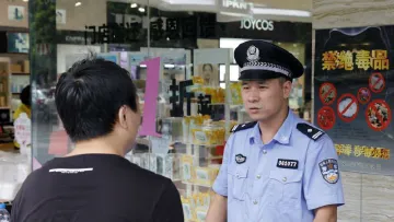 潘文军：当警察就要为群众服务