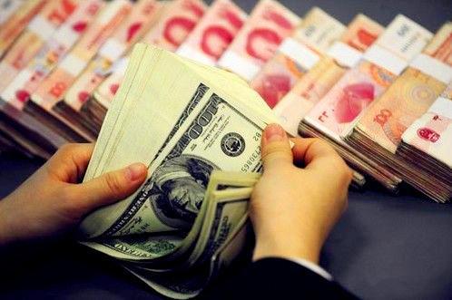 我国外汇储备下降近3200亿美元 3万亿关口能守多久？