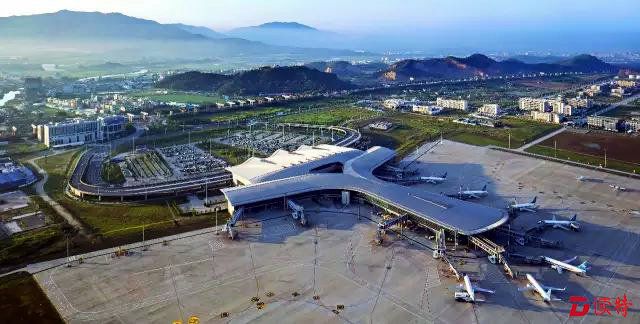 揭阳潮汕国际机场是粤东对外开放、走向世界的重要门户。(张烈华 摄)