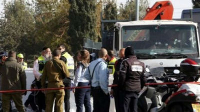 耶路撒冷一卡车疑恐袭冲撞人群致4死15伤