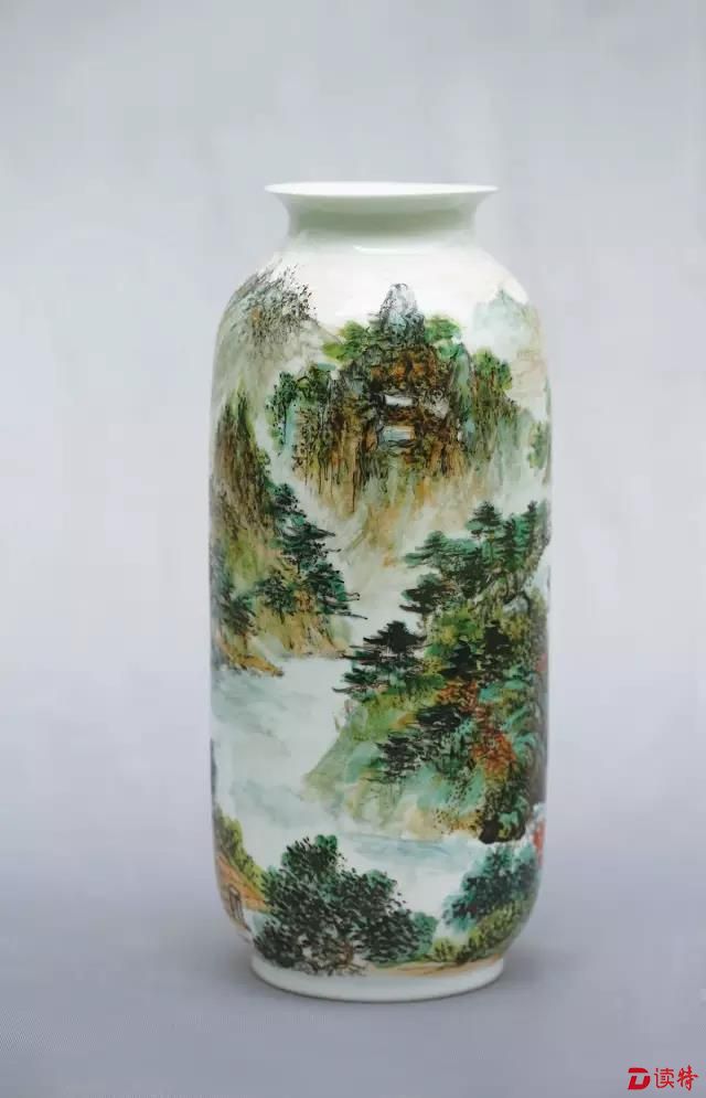 刘致远 山水冬瓜瓶 高30cm