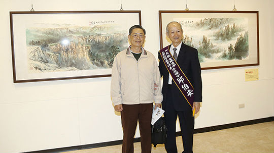 义助两岸癌童 八旬画家台北举办圆梦画展