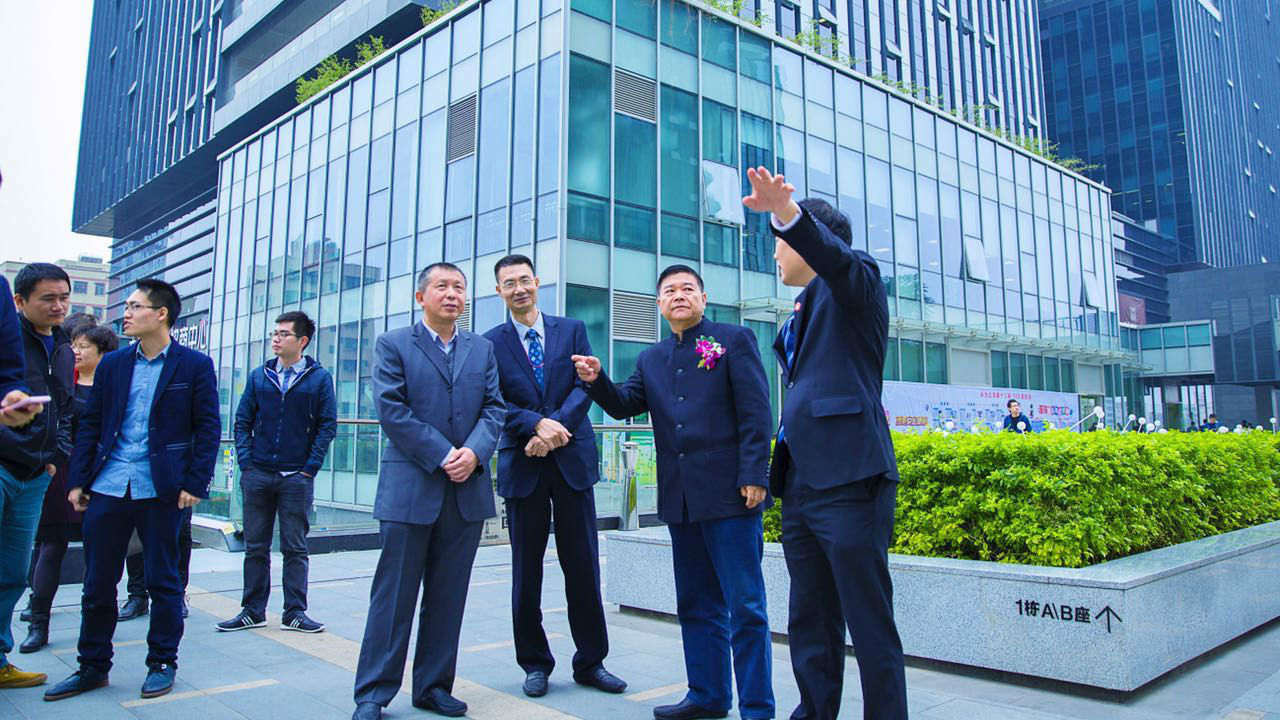 深圳机场龙岗天安云谷城市候机楼开业